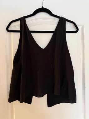 Aritzia Black V-Neck Flow Tank Top